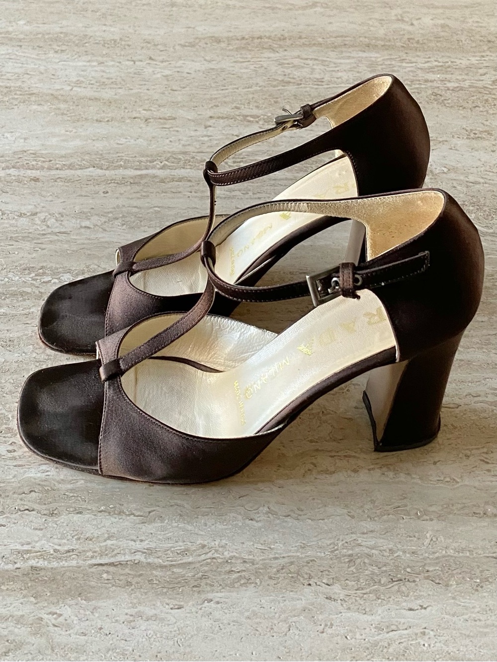 Vintage Prada Satin T-strap Block Heel Sandals - Picture 3 of 9